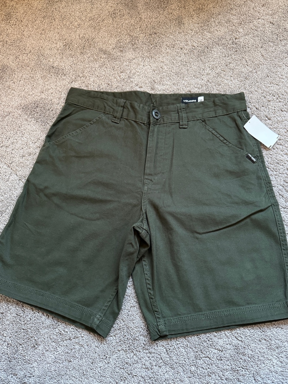 Volcom Men's Olive green cargo pocket Shorts
